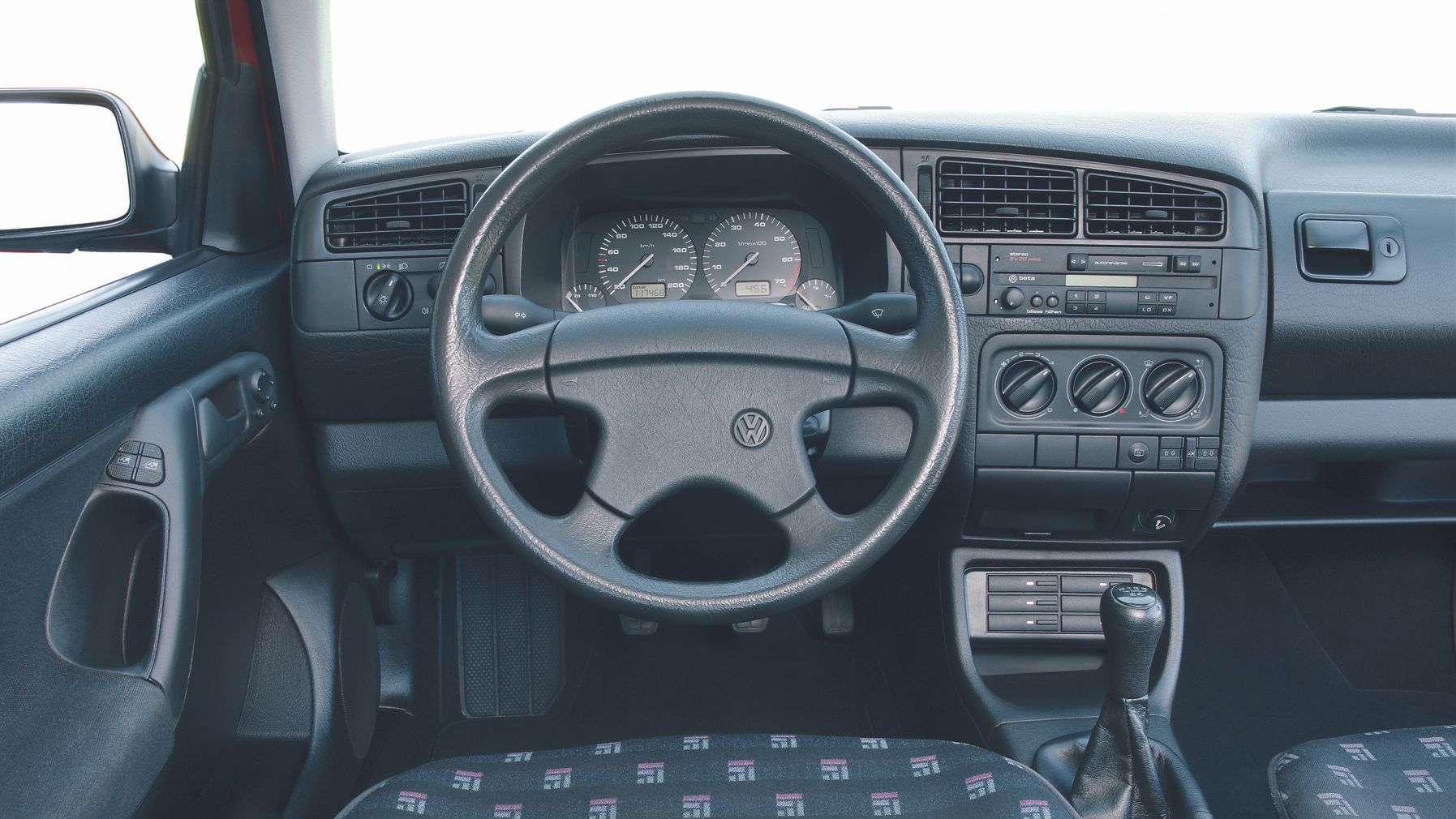 Innenraum des VW Golf 3