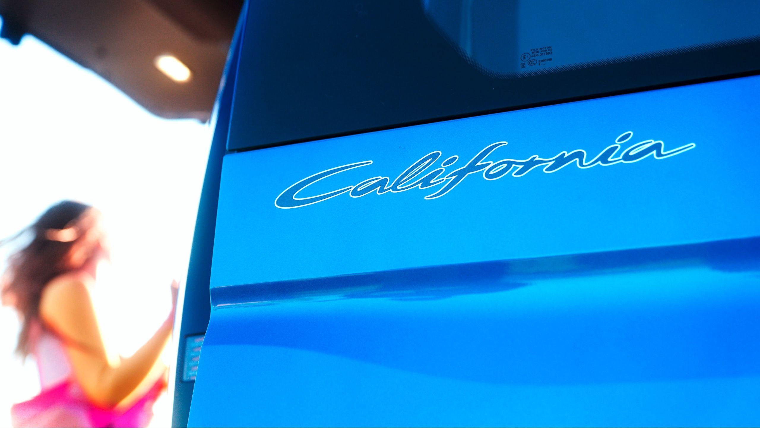 Schriftzug am Heck des VW Caddy California