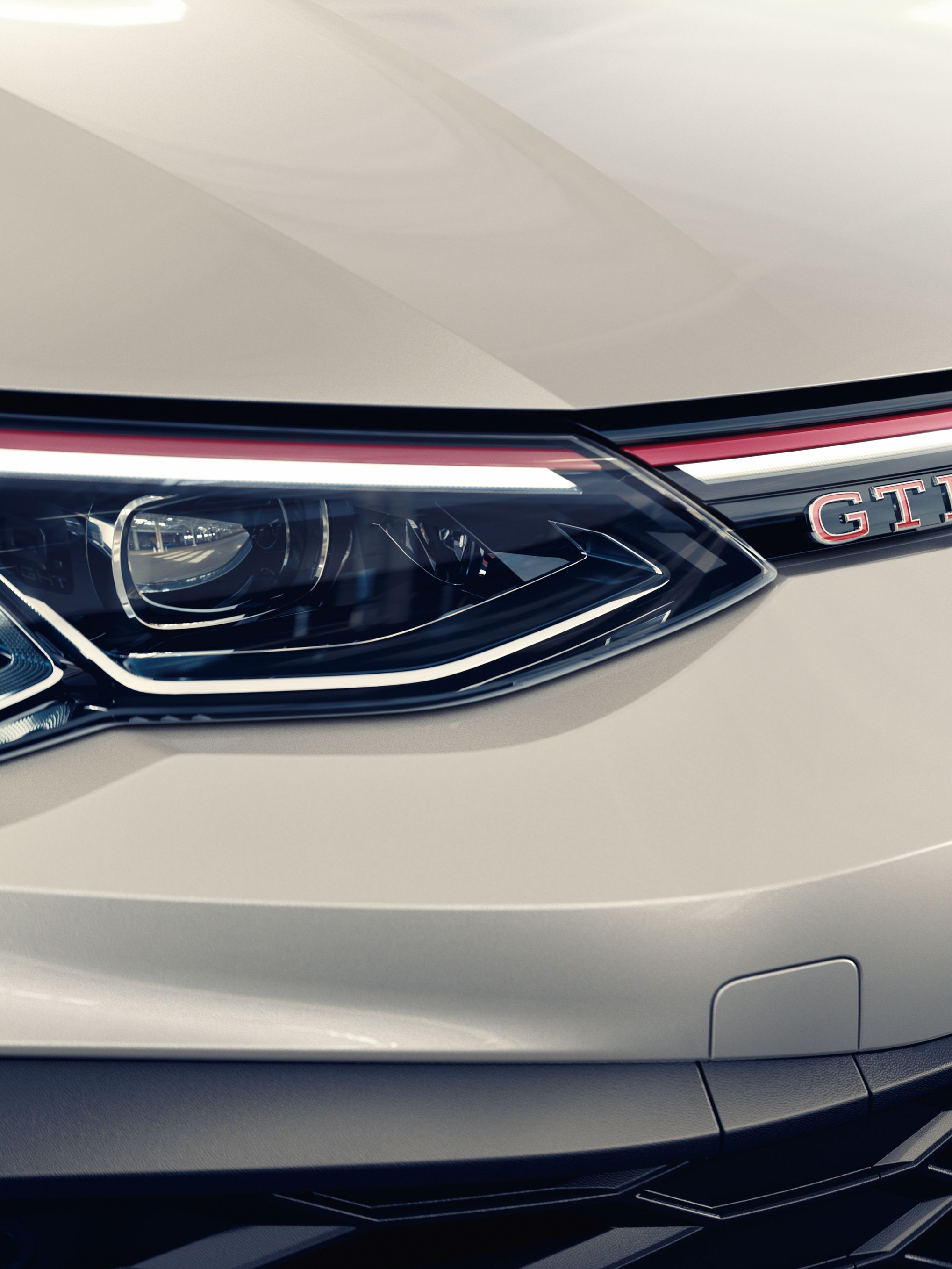 Detailansicht vom LED-Scheinwerfer des VW Golf GTI Clubsport