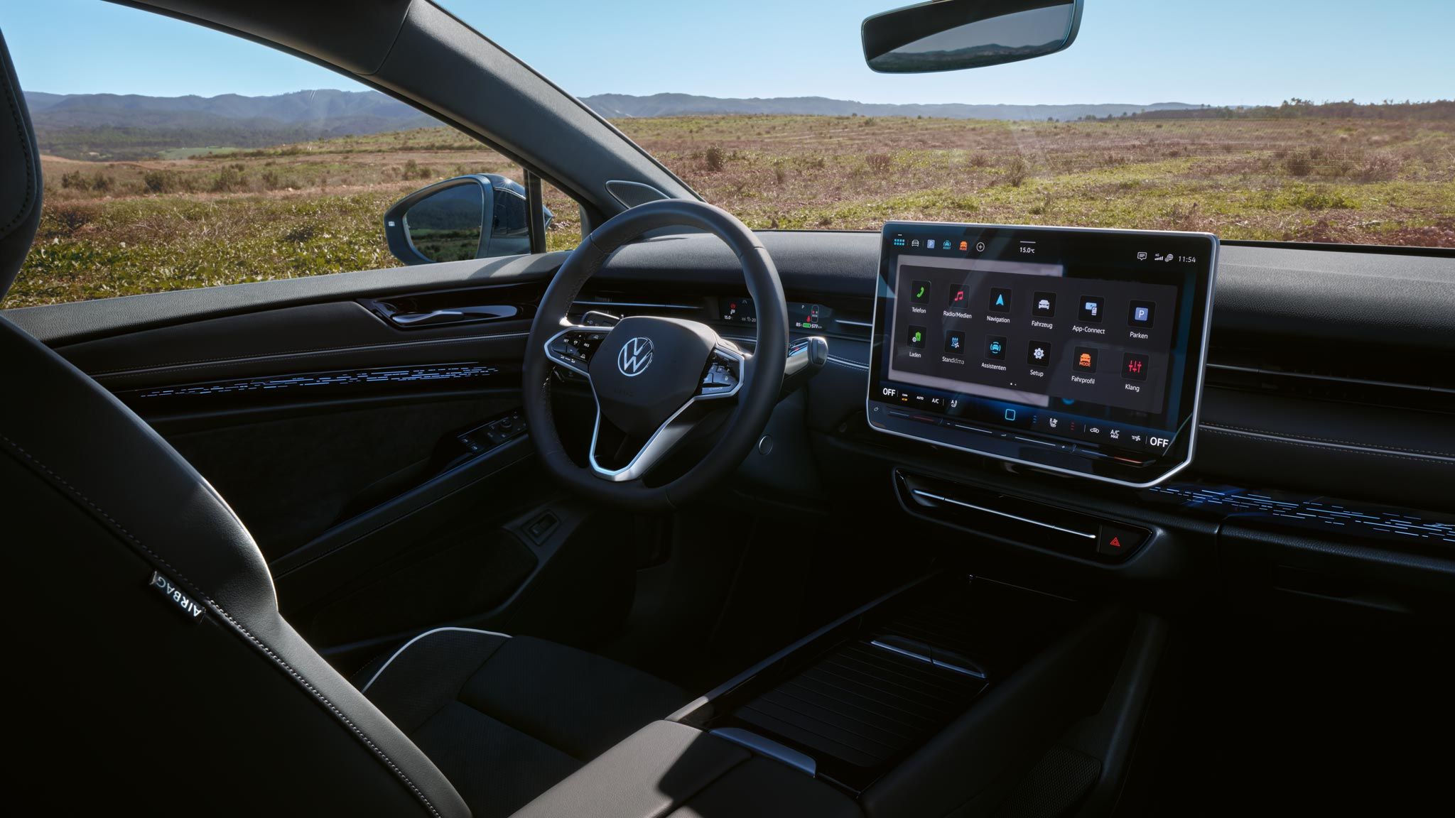 Lenkrad, Digital Cockpit, Ambientebeleuchtung, Sitze und Infotainment des VW ID.7 Tourer