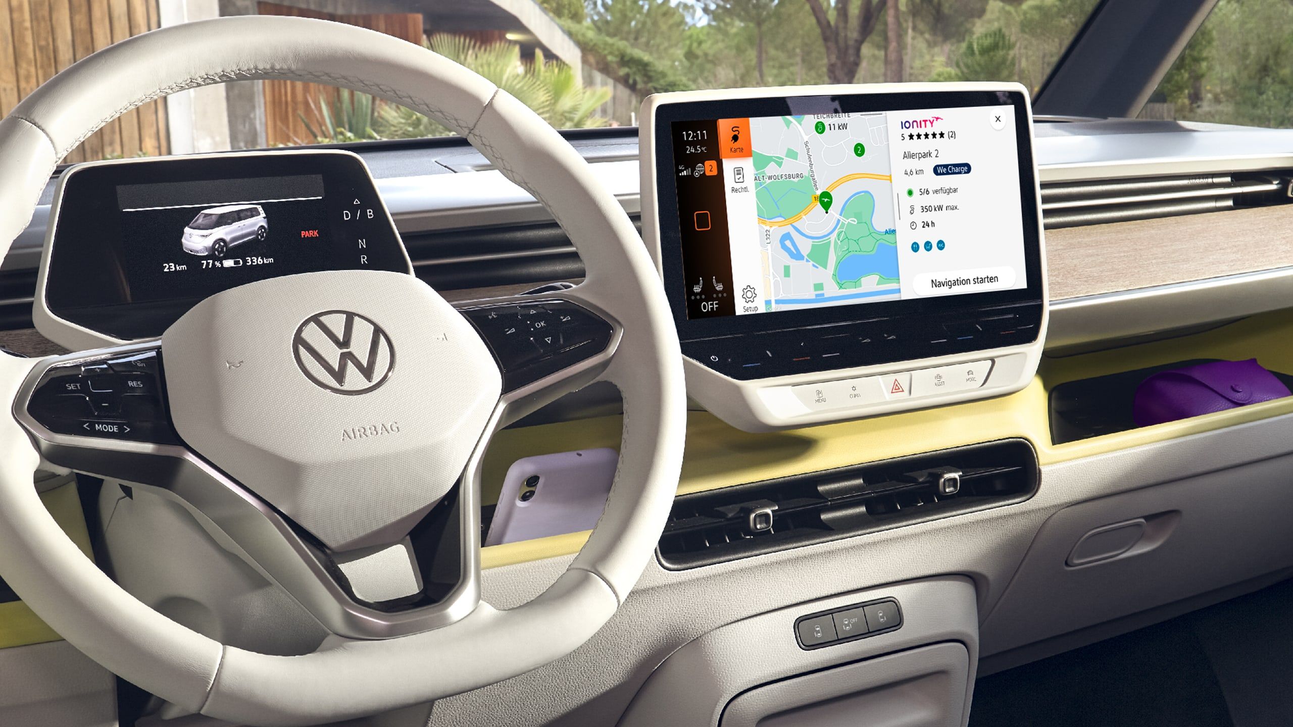VW ID. Buzz Cockpit mit We Charge In-Car App