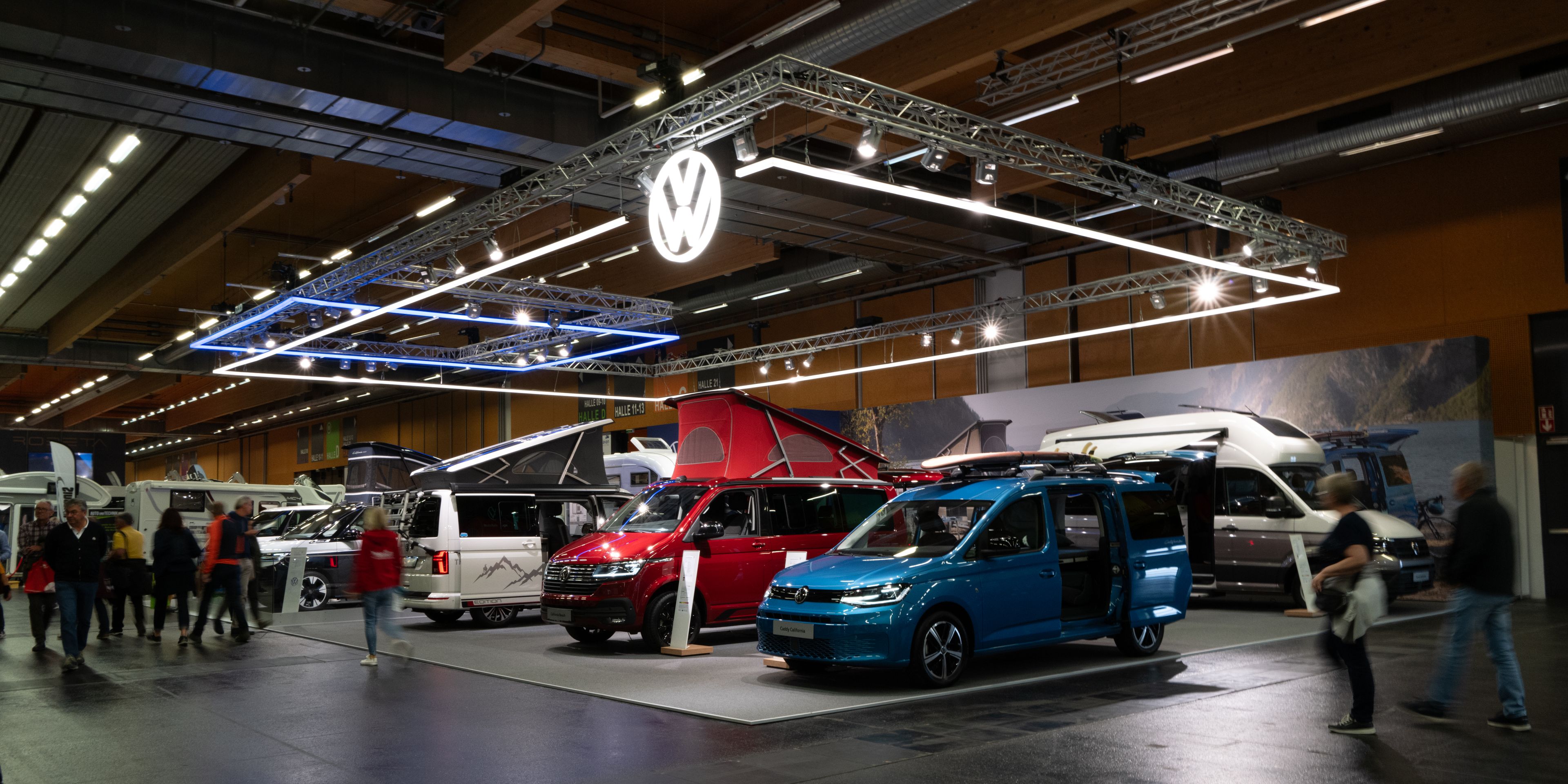 Messestand VW Nutzfahrzeuge Caravan Salon Wels 2023